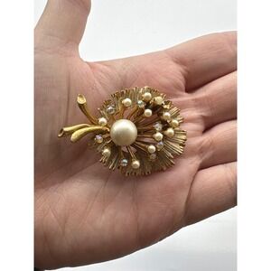Vintage BSK Goldtone Aurora Borealis Rhinestone Faux Pearl Flower Brooch J169